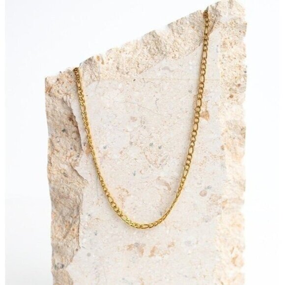 Figaro Cuban link Gold Chain Waterproof Classic Necklace Layering Gold Chain - Picture 3 of 11